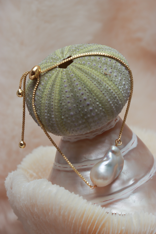 Funky Baroque Pearl Bracelet on Gold Plated Chain